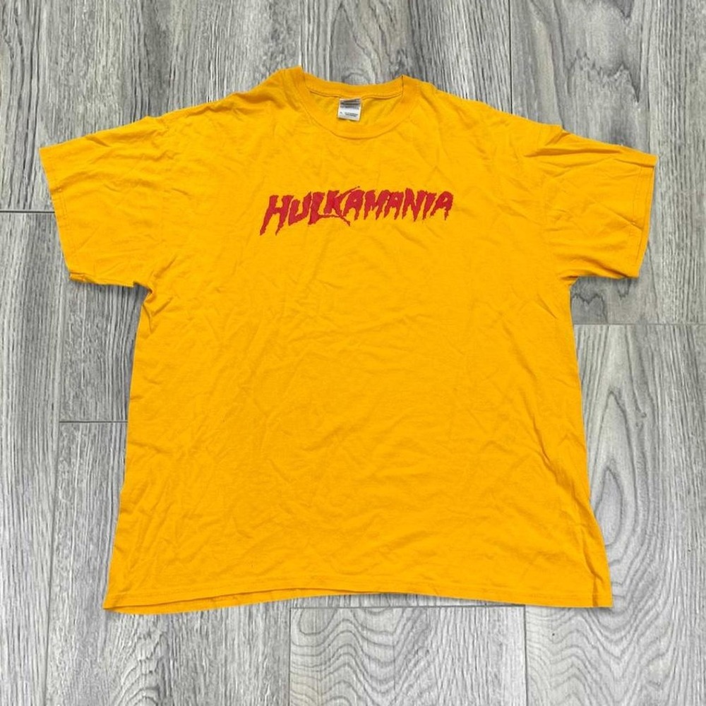 Hulk Hogan Hulkamania T-Shirt Yellow Size XL WWE WWF Wrestling